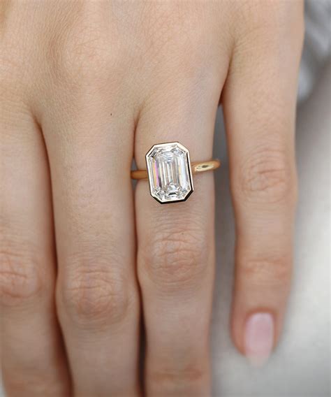 Setting Styles for Emerald Cut Rings