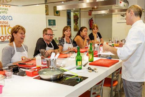 Seville Tapas Class Meeting