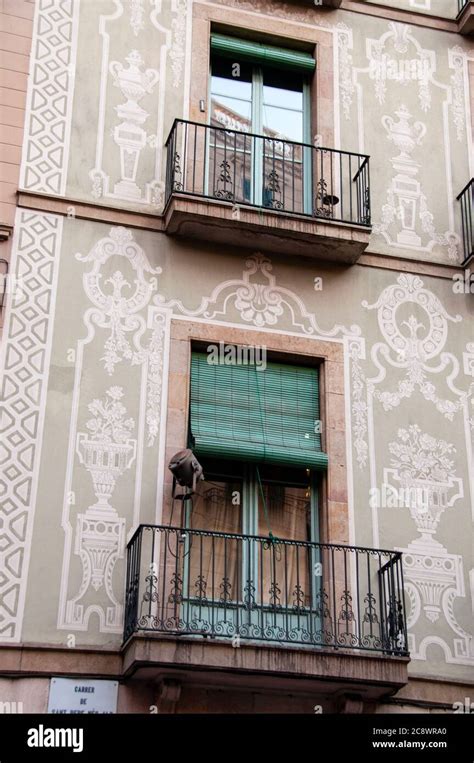 Sgraffito Scratching Away the Layers