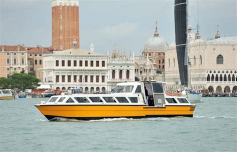 Shared Shuttle Venice