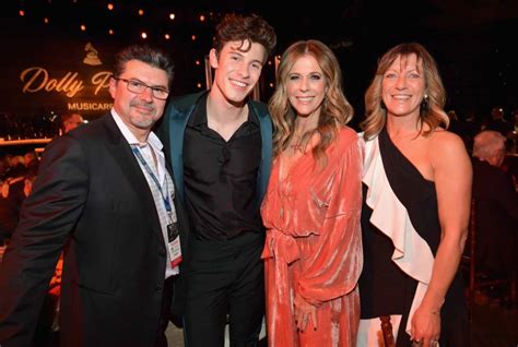 Uncovering the Enigmatic Roots of Shawn Mendes: A Fascinating Insight into the Life and Parentage of the Multi-Talented Superstar