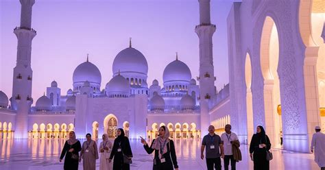 Sheikh Zayed Mosque Guided Tour