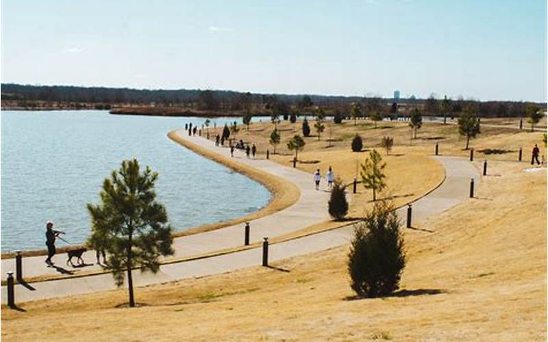 Shelby Farms Park Lake