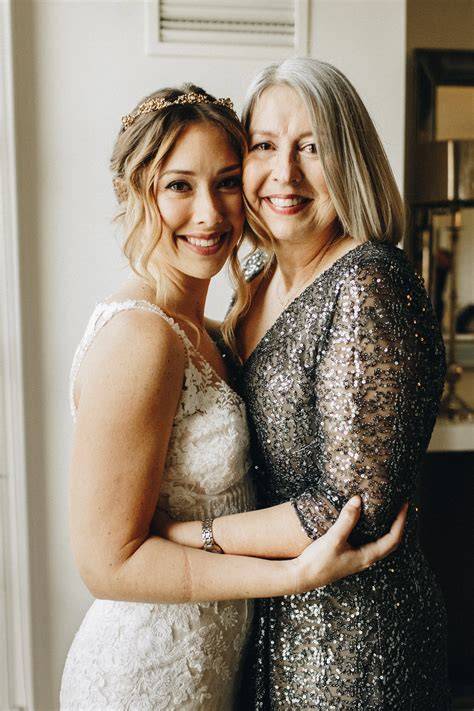 Shopping Tips for Mother of the Bride Dresses