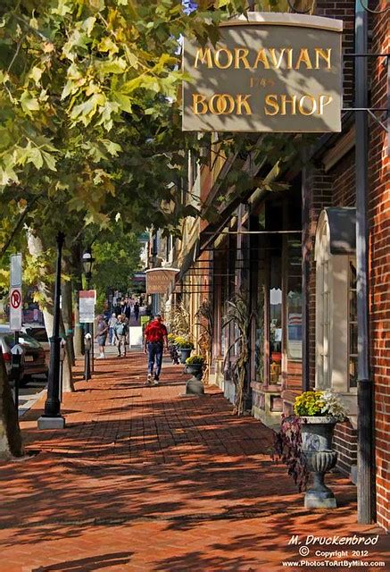 Shopping in Downtown Bethlehem PA