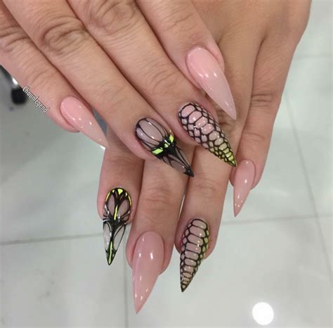 Short Stiletto Nails Snake: The Latest Trend In Nail Art