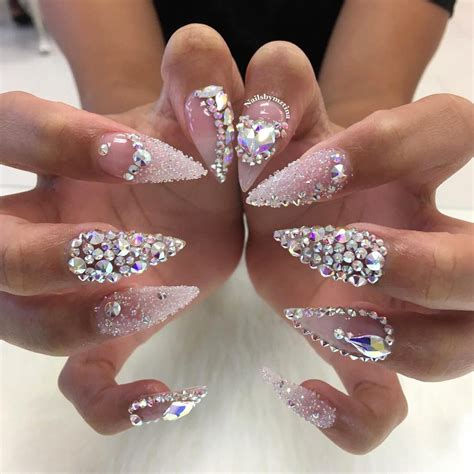 Short Stiletto Nails With Rhinestones: The Perfect Way To Add Glamour To Your Look