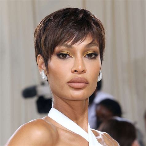 Short & Sweet: Pixie Power