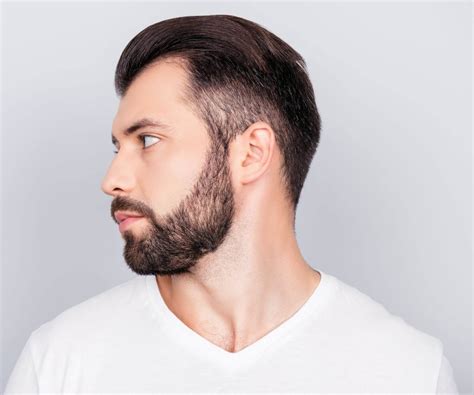 Short Beard Styles Neckline