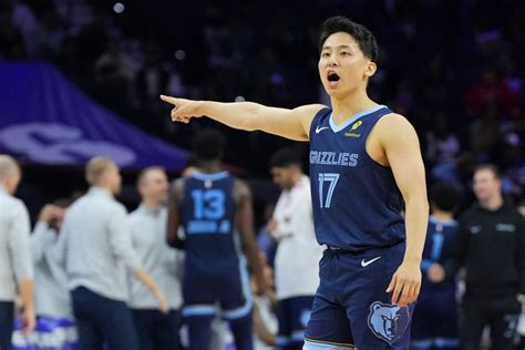 David vs Goliath: Unveiling the Mighty Talents of the Smallest NBA Player in the Game Today!