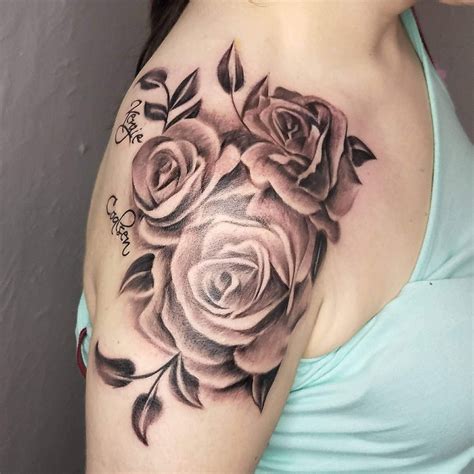 Rose shoulder tattoo Shoulder tattoo, Rose tattoos