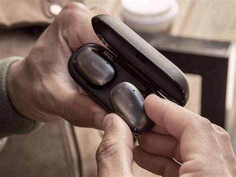 Shure Aonic Free