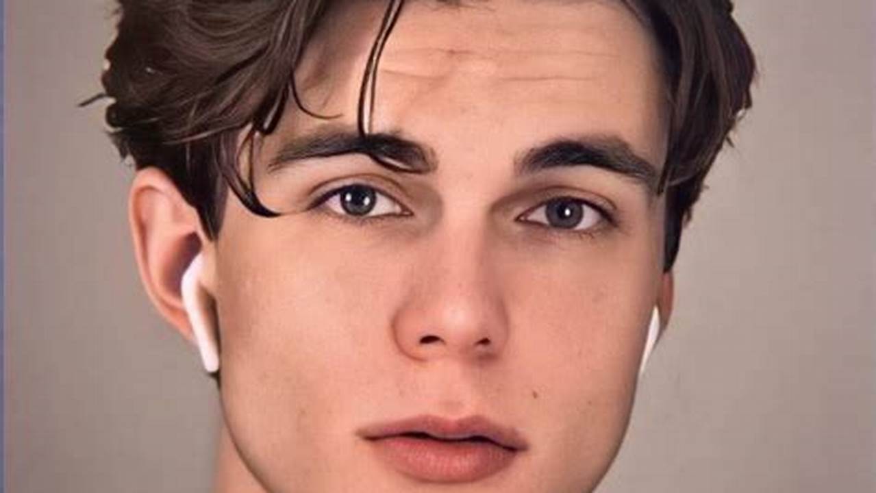 Side Part Or Middle Part 2025