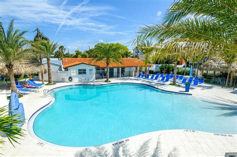 Siesta Key Beach Hotels