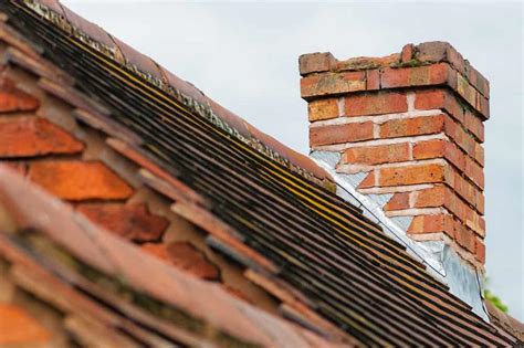 Signs of Chimney Damage