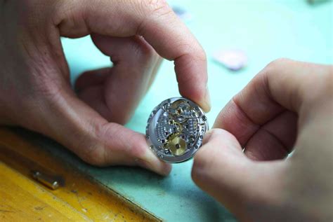 Signs of Rolex Watch Repair Houston TX