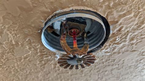 Signs of a broken fire sprinkler system