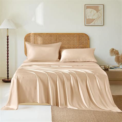 Image of Silk Bed Sheets