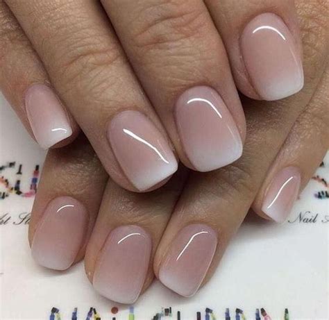Simple Elegant Nails Short French Manicures
