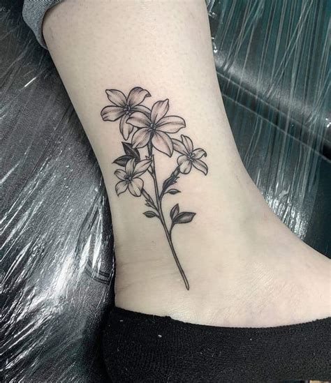 Simple Flower Tattoo Ideas