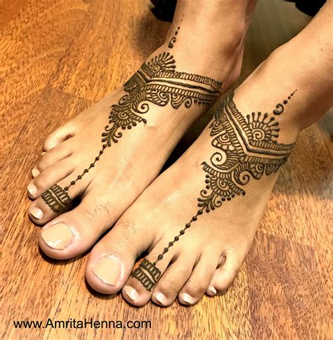 Simple Henna Foot Patterns