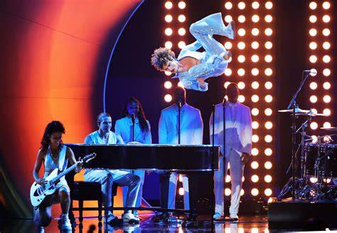 Singer Performance