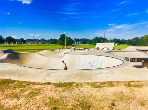 Rolling through the Heart of Dixie: Uncovering the Hidden Gems of Skate Parks in Alabama