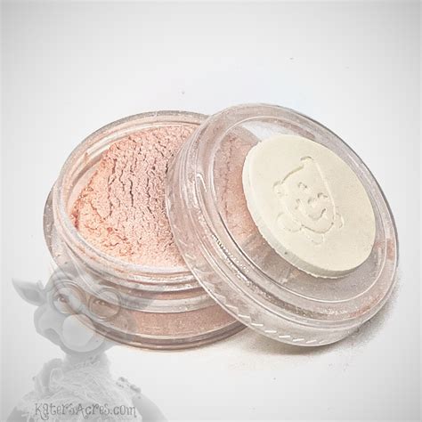 Radiant and Safe: Discover the Magic of Skin-Friendly Mica Powder for Your Beauty Routine!