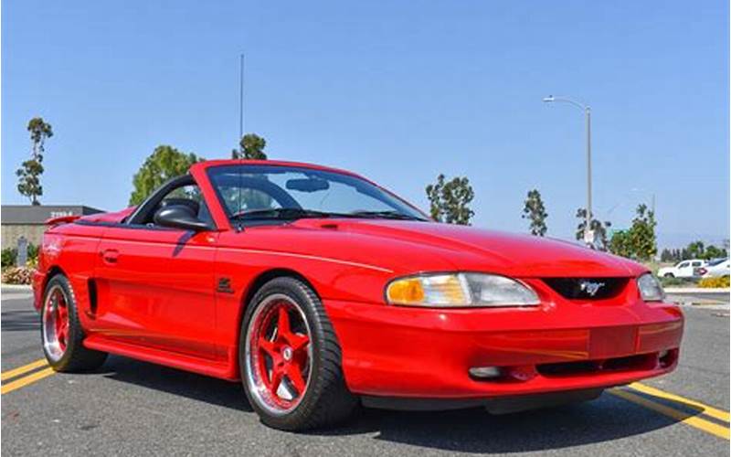 Sleek Design Of The 1995 Ford Mustang Gt Convertible