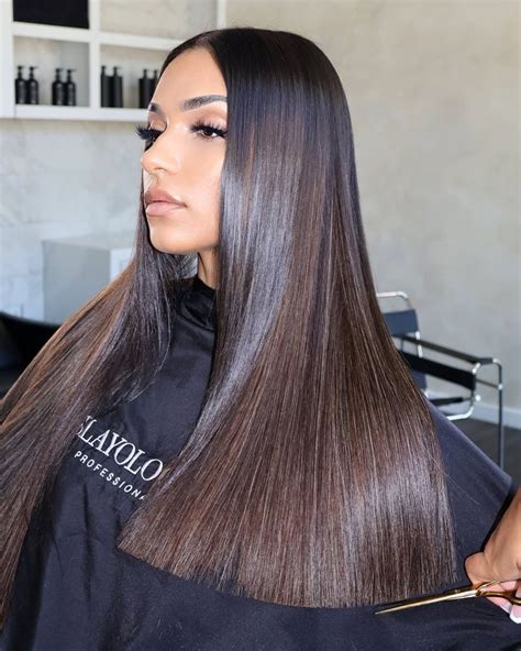 Sleek & Straight Looks