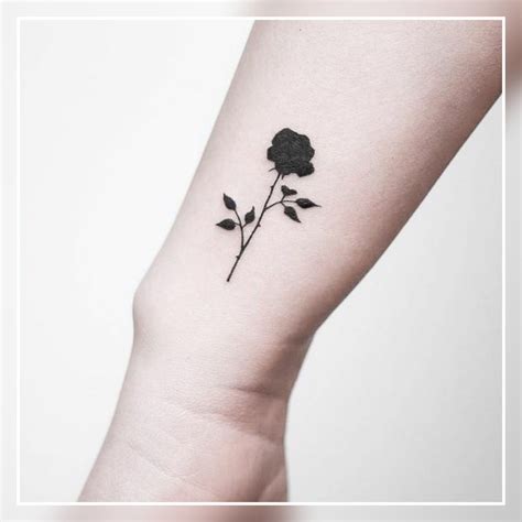 45+ Small Black Rose Tattoo Ideas Простая татуировка