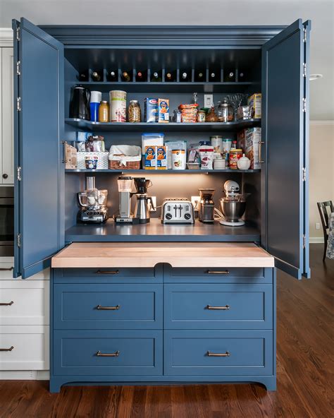 Maximizing Your Small Kitchen Space With Storage Cabinets