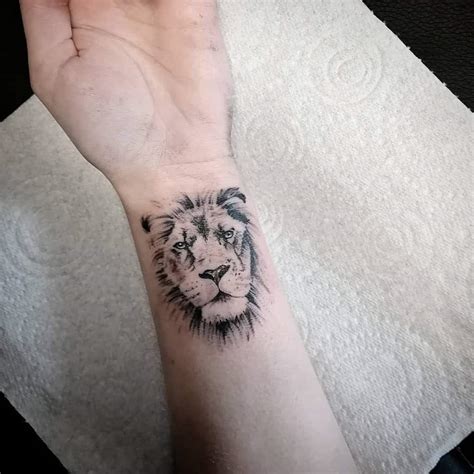 Tattoo Back Of Arm Lion saniderm sanidermproteam 