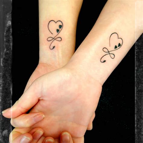 50 Delicate and Small Mother Daughter Tattoo Ideas to