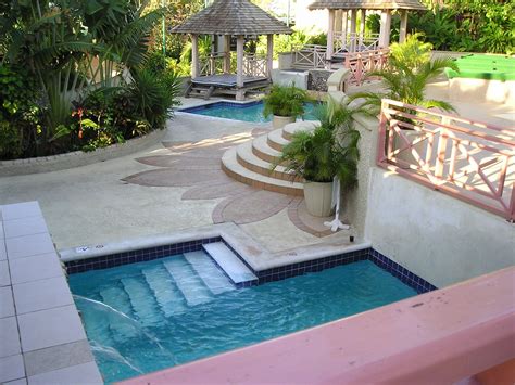 30 Small Pool Backyard Ideas And Tips on A Budget Vacuum Cleaners