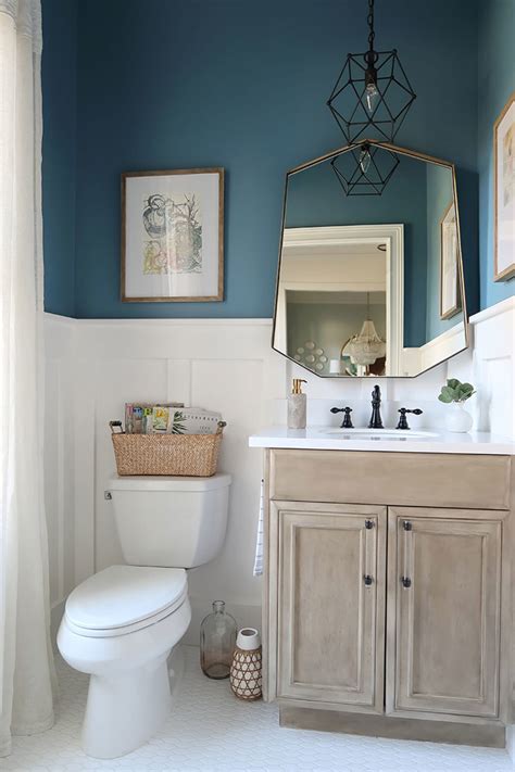 Small Bathroom Color Ideas