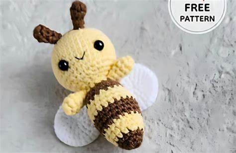 Small Bee Crochet Pattern