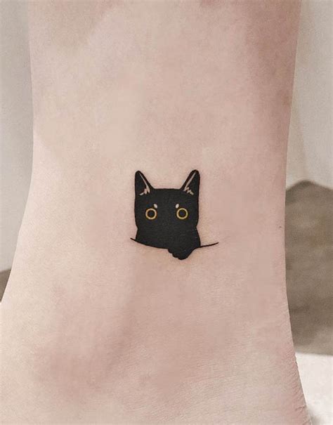 20+ Cute Simple Cat Tattoo Ideas for Kitty Lovers Small