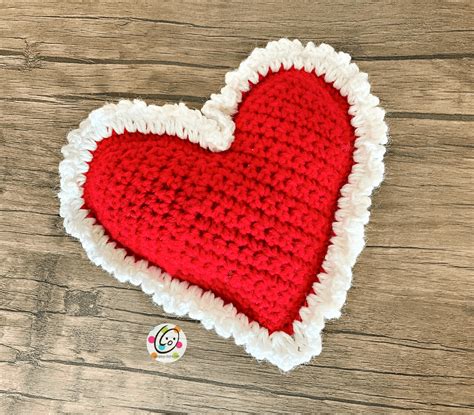 Small Crochet Heart Pillow Pattern Free