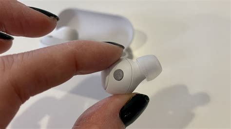 Small Earbuds for Small Ears Battery Life