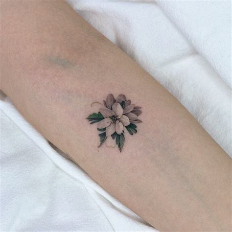Small Flower Tattoo Ideas