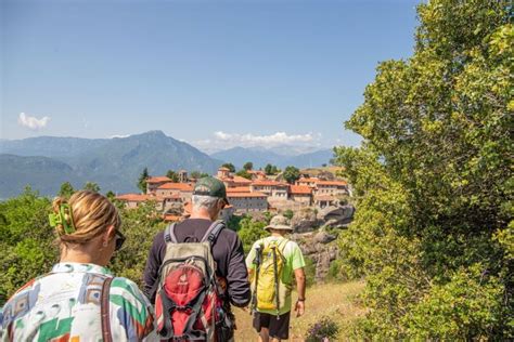 Small Group Hiking Tour