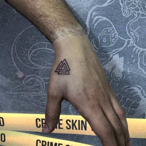 25+ Stylish Small Tattoos For Men Wittyduck