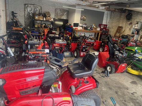 Small engine repair St Louis lawnmower