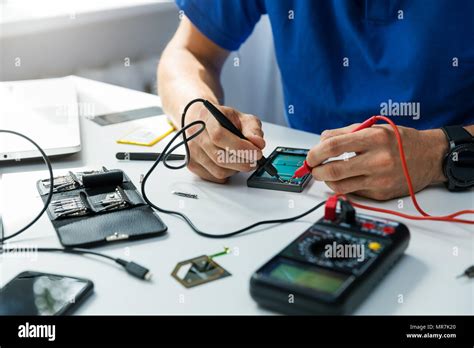 Smartphone Repair Technician