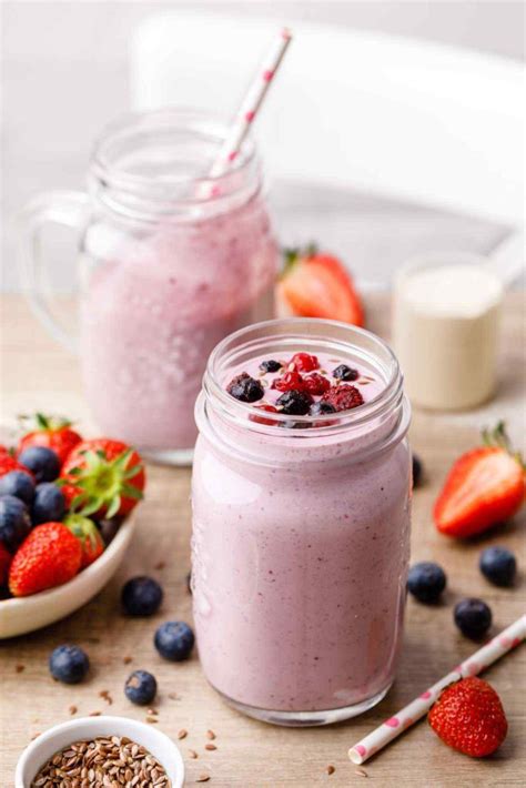 10 Delicious Smoothie Recipes Under 300 Calories