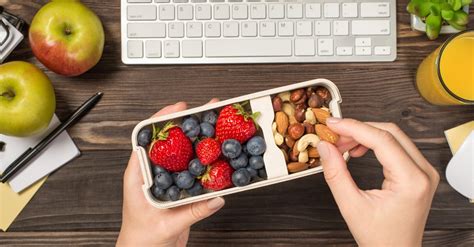 Snack Smart: Healthy Options Between Meals