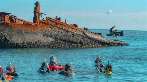 Snorkeling Wreck