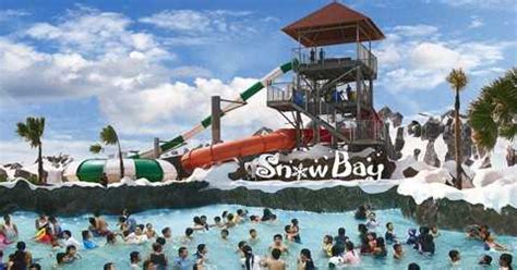 SnowBay Waterpark TMII