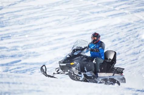 Snowmobile Driving